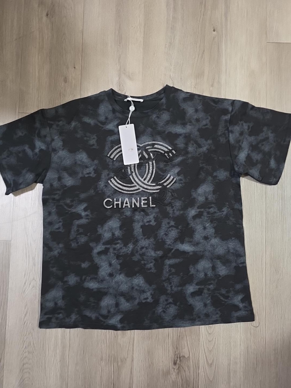 CHANEL Black and Gray Tie-Dye Short Sleeve Logo Tee